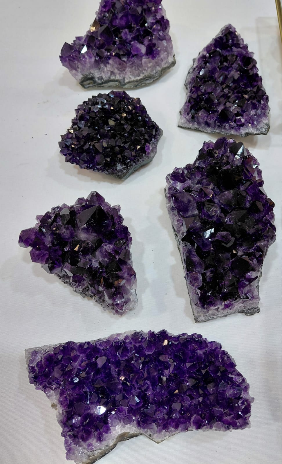 Natural Uruguayan amethyst crystal cluster - Deep purple premium specimens from Artigas