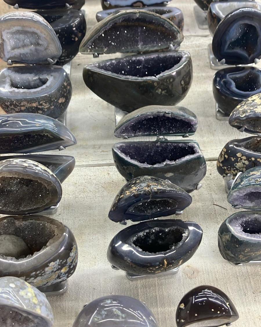 Jewelry box Uruguayan amethyst geode - Premium openable specimen from Artigas