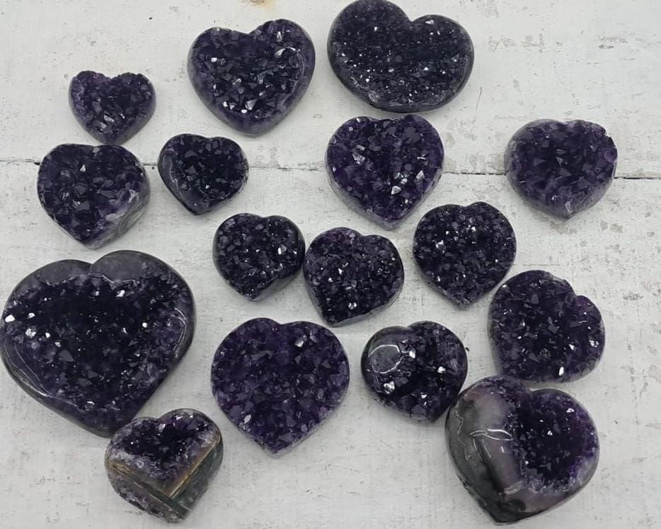 Heart-shaped Uruguayan amethyst geode - Premium EXTRA quality from Artigas mines