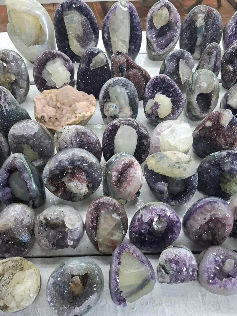 Special Uruguayan calcite and unique mineral specimens - Premium quality from Artigas quarries