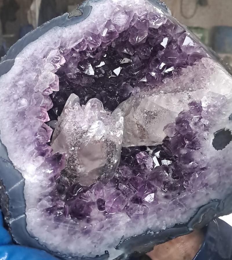 Stunning premium Uruguayan amethyst specimens - EXTRA quality grade from Artigas